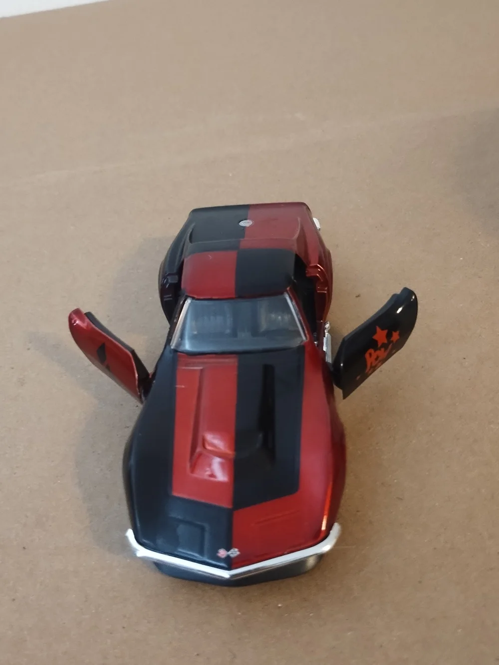 1969 Chevy Corvette stingray 1/32 scale diecast car jada very good condition